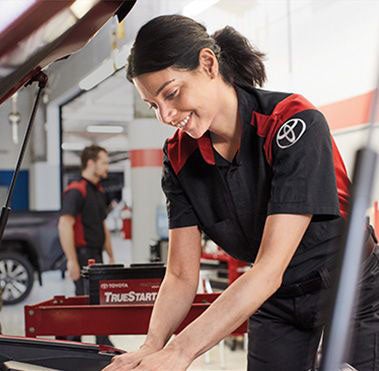 Service Center | Thornhill Toyota in Chapmanville WV