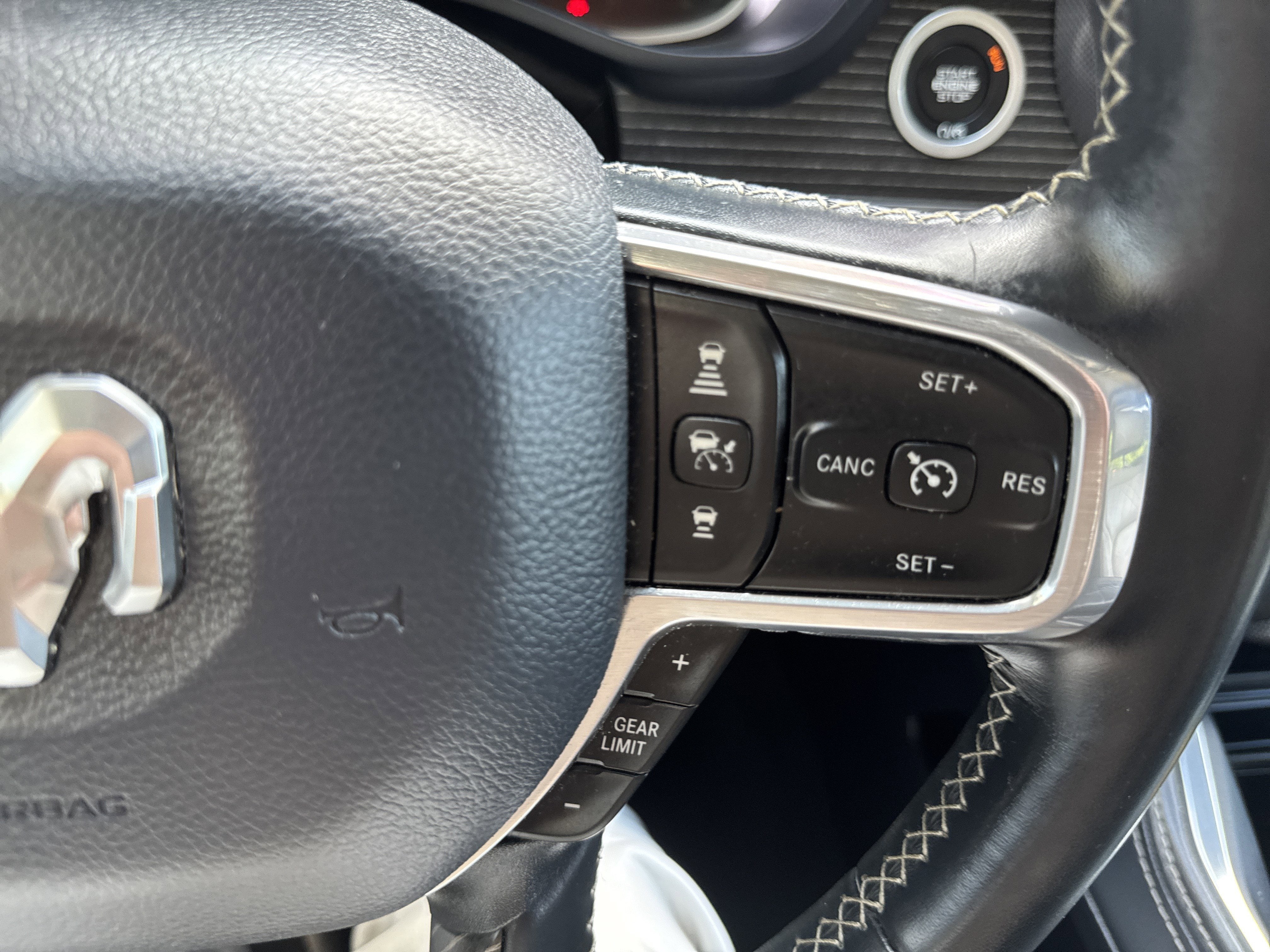2023 RAM 1500 Limited