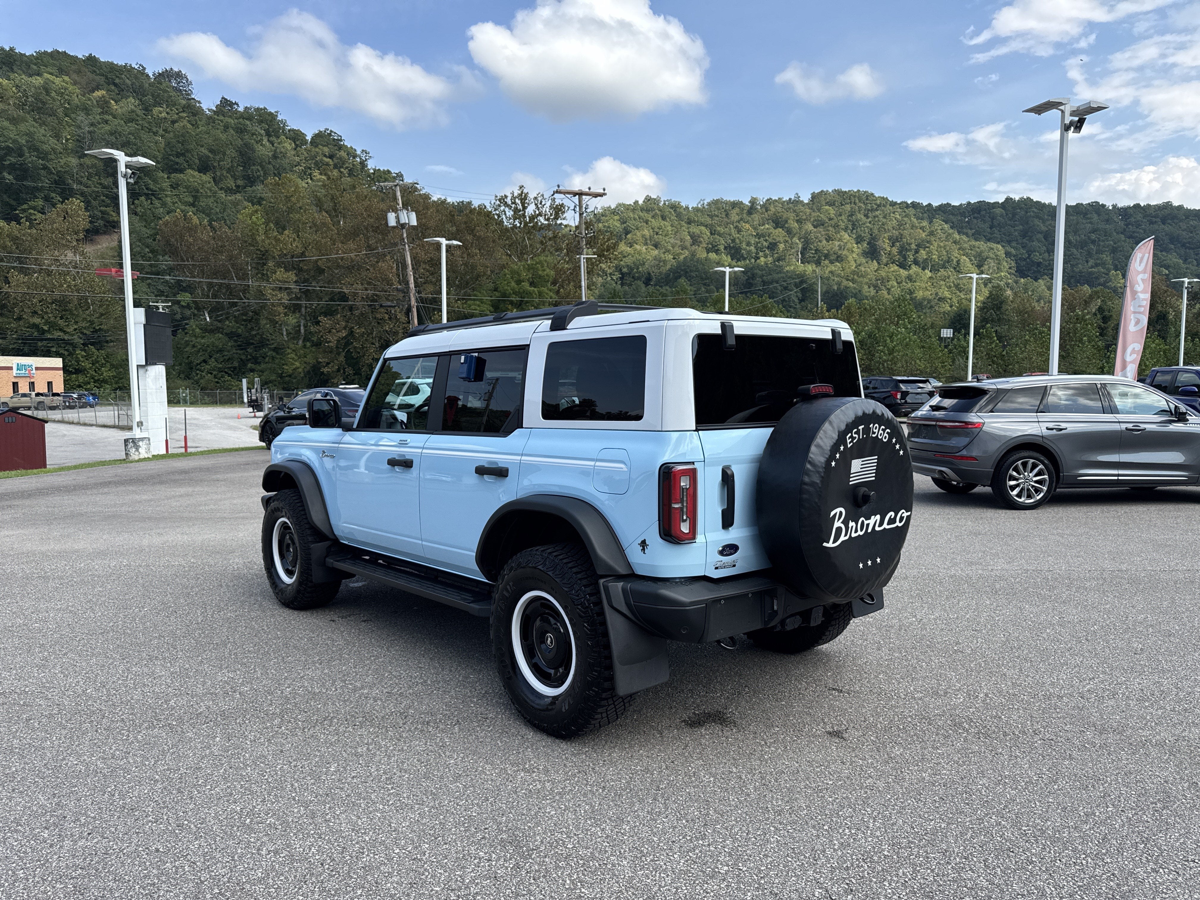 2023 Ford Bronco Heritage Limited Edition