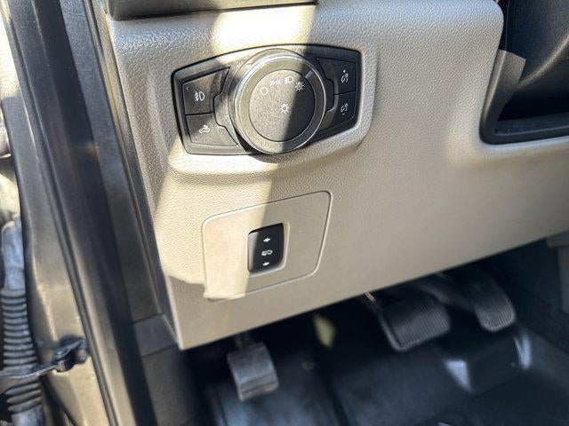 2016 Ford F-150 Base