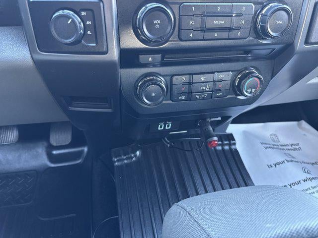 2016 Ford F-150 Base