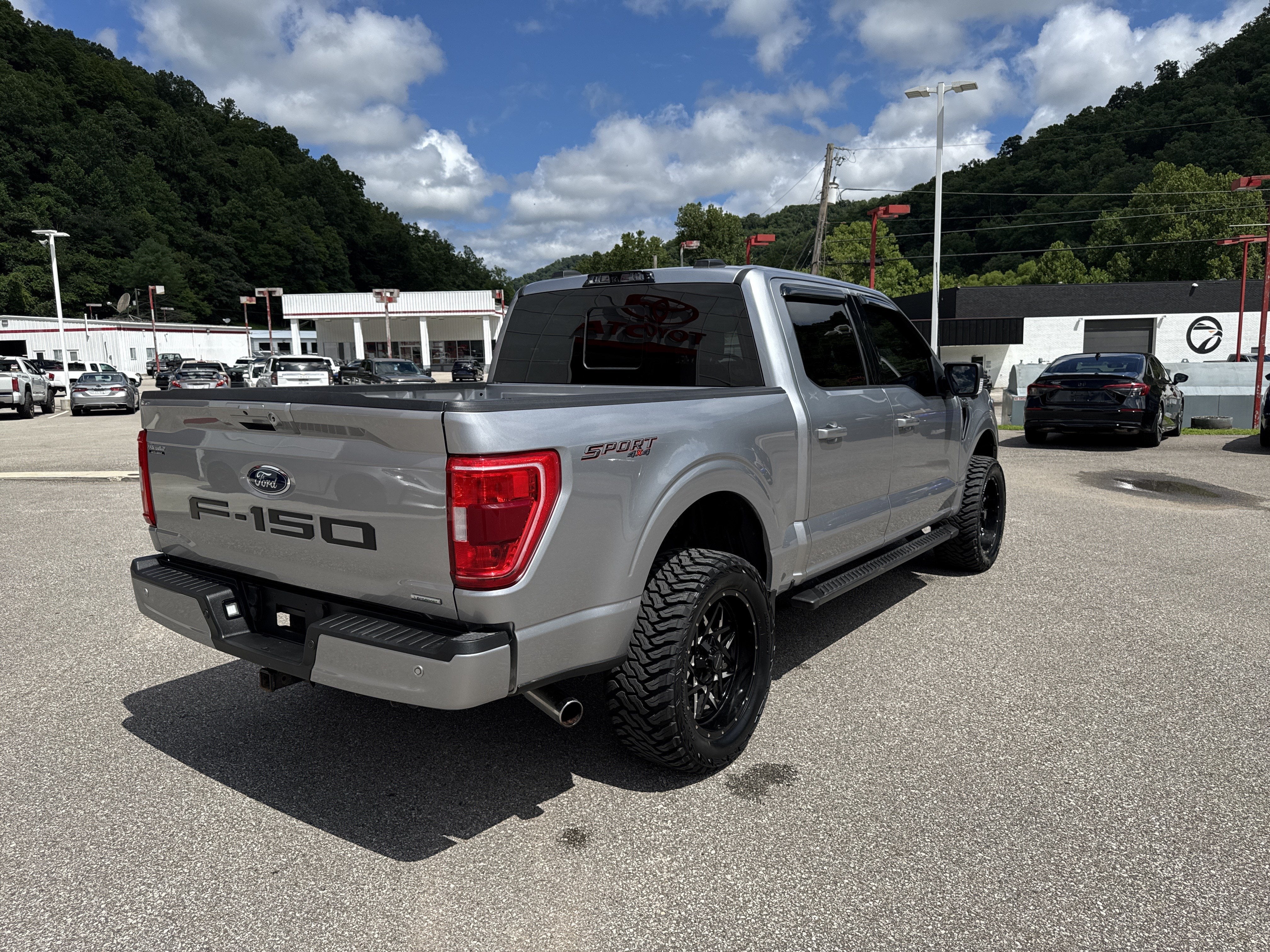 2022 Ford F-150 Base