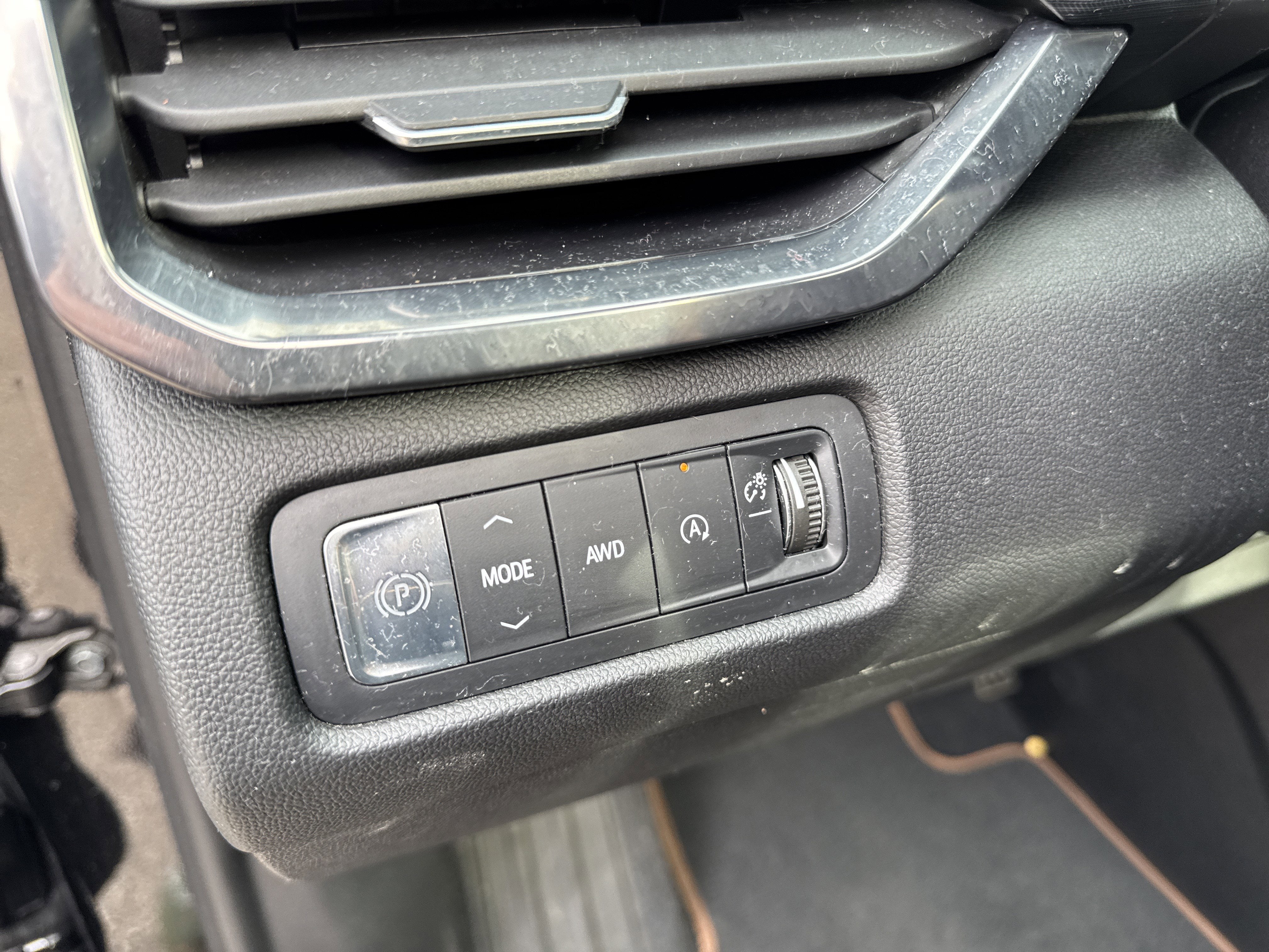 2024 GMC Acadia AWD AT4