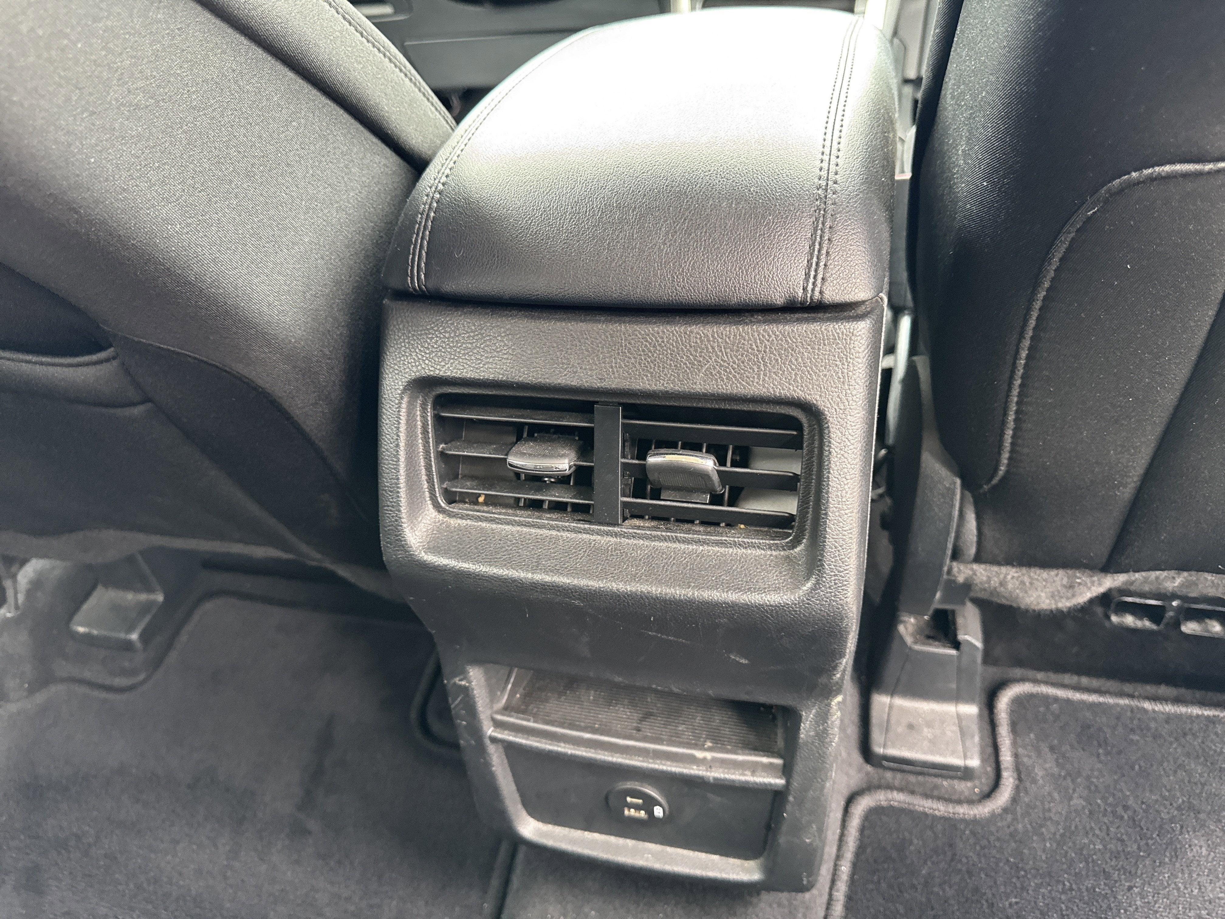 2021 Ford Edge SE