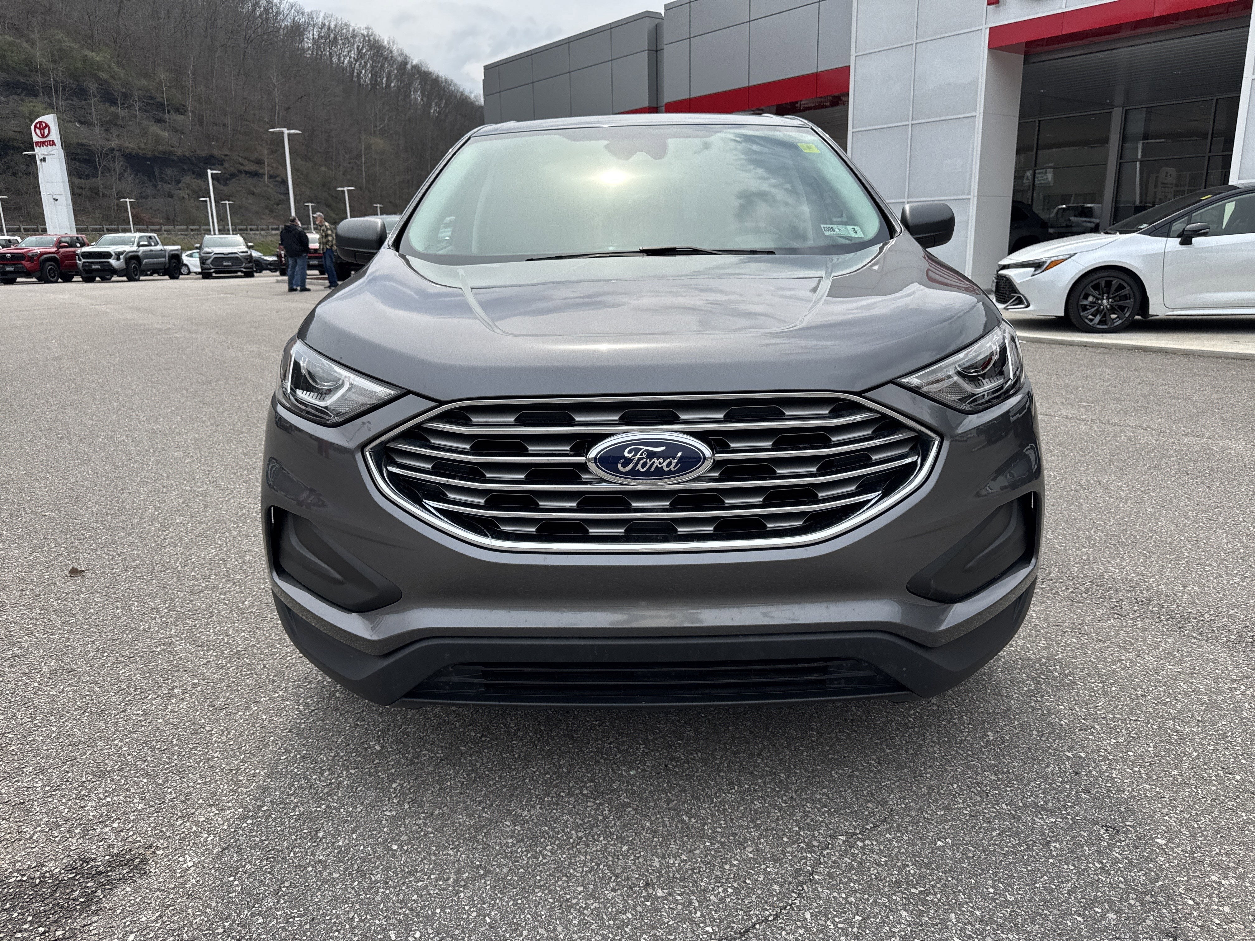 2021 Ford Edge SE