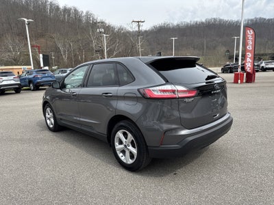 2021 Ford Edge SE