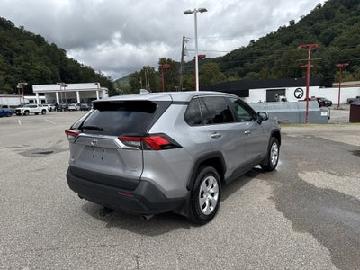 2025 Toyota RAV4 LE