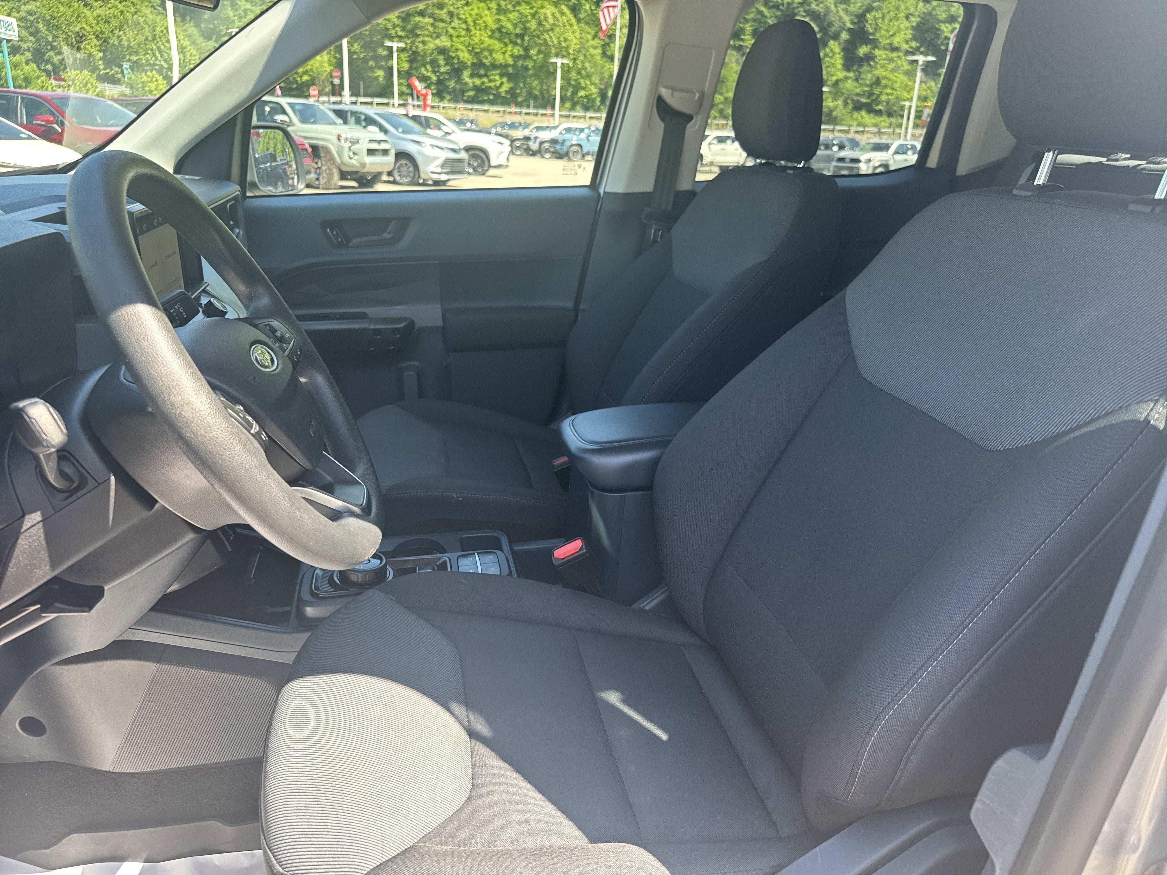 2023 Ford Maverick Base