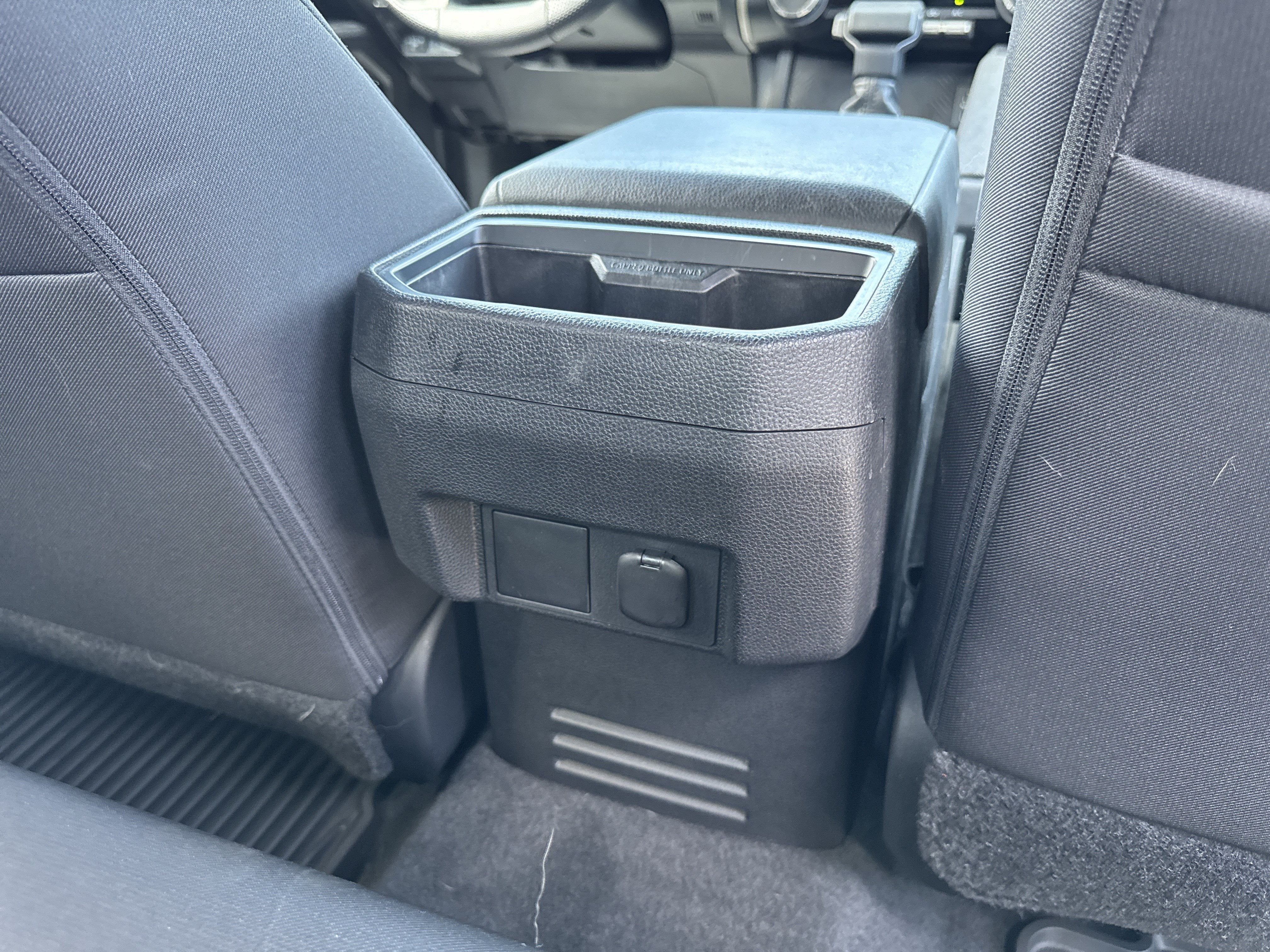 2025 Toyota Tacoma 4WD SR5