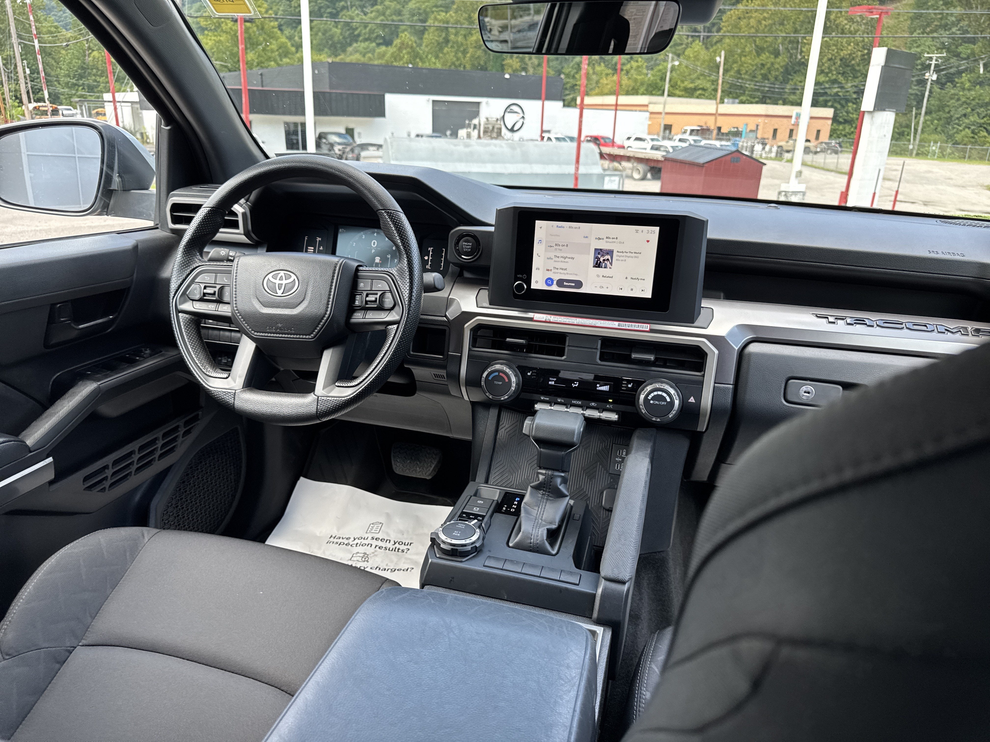 2025 Toyota Tacoma 4WD SR5