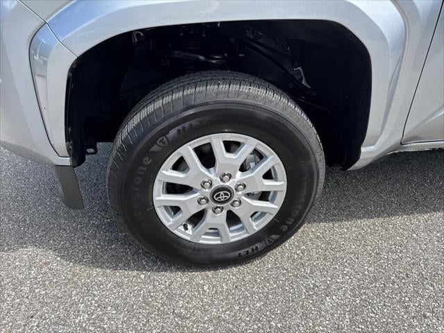 2025 Toyota Tacoma 4WD SR5