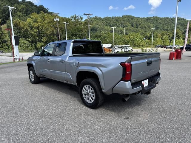 2025 Toyota Tacoma 4WD SR5