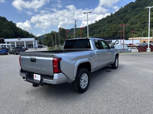 2025 Toyota Tacoma 4WD SR5