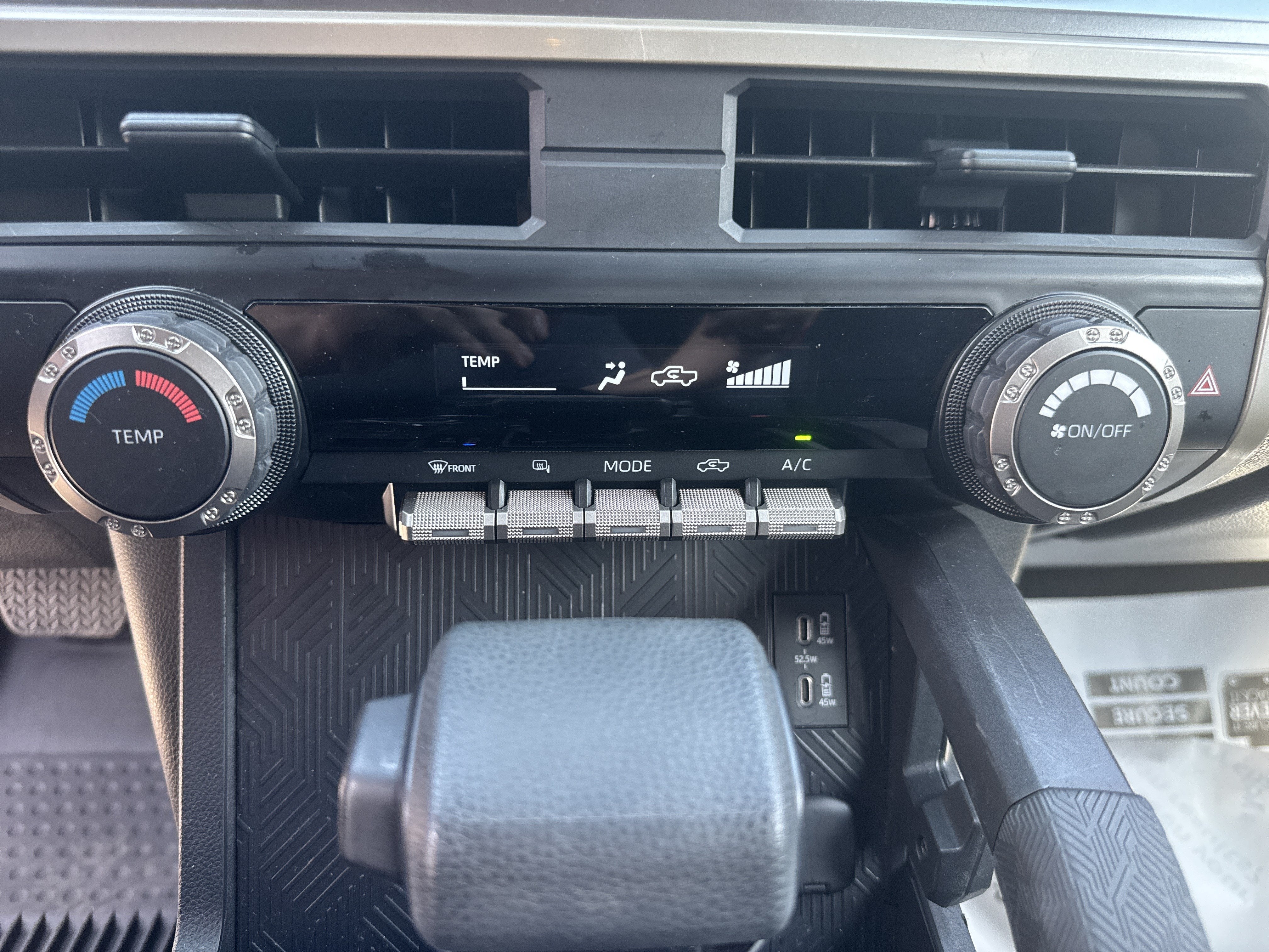 2025 Toyota Tacoma 4WD SR5