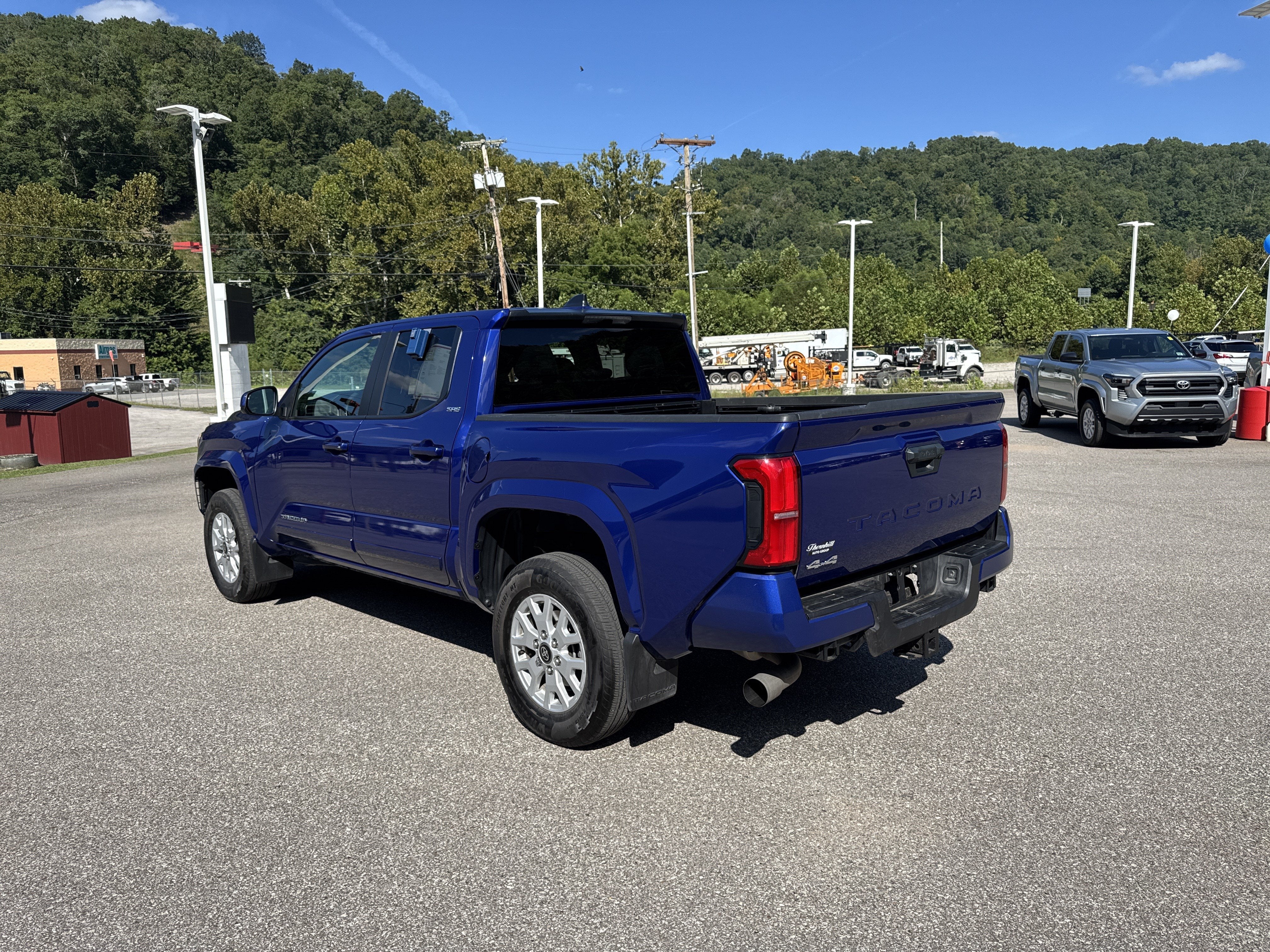 2025 Toyota Tacoma 4WD SR5