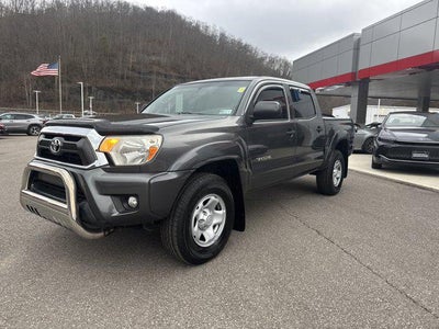 2015 Toyota Tacoma 4WD Double Cab V6 AT (Natl)