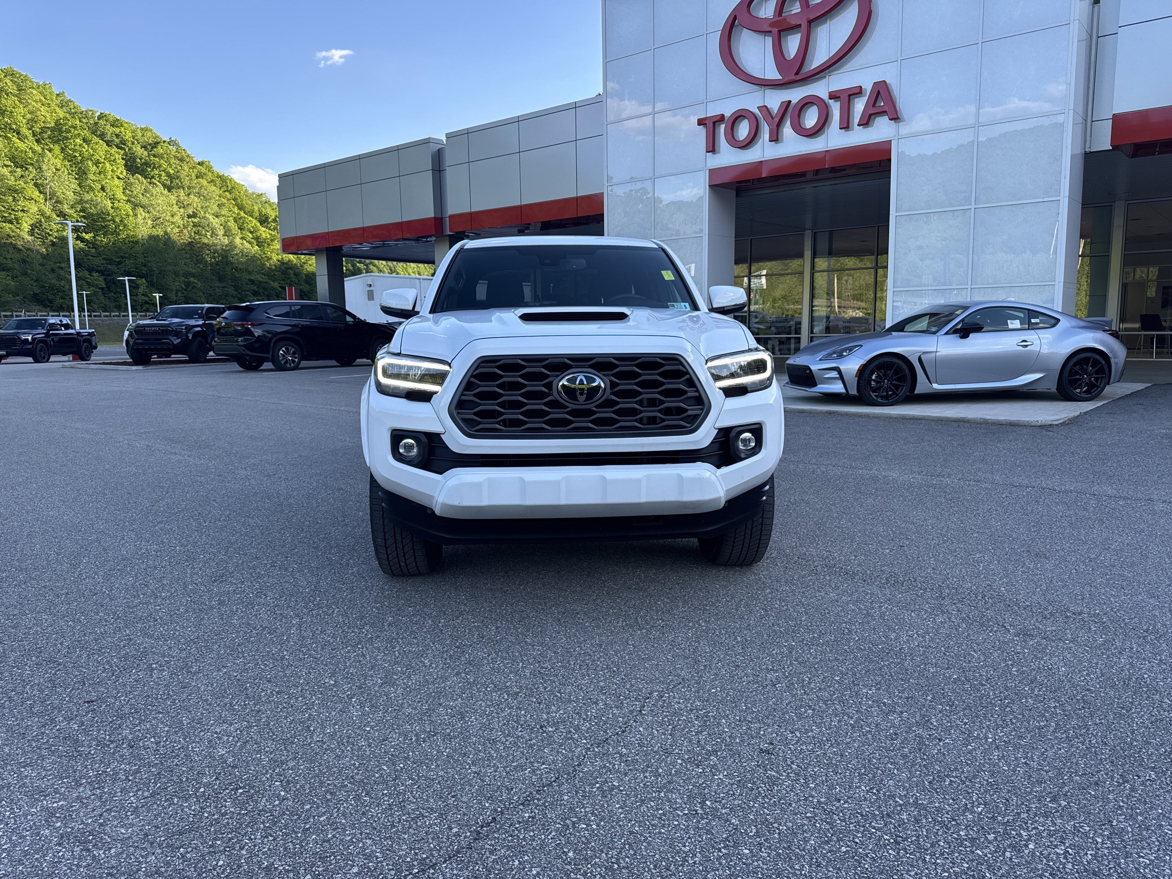 2022 Toyota Tacoma 4WD TRD Sport