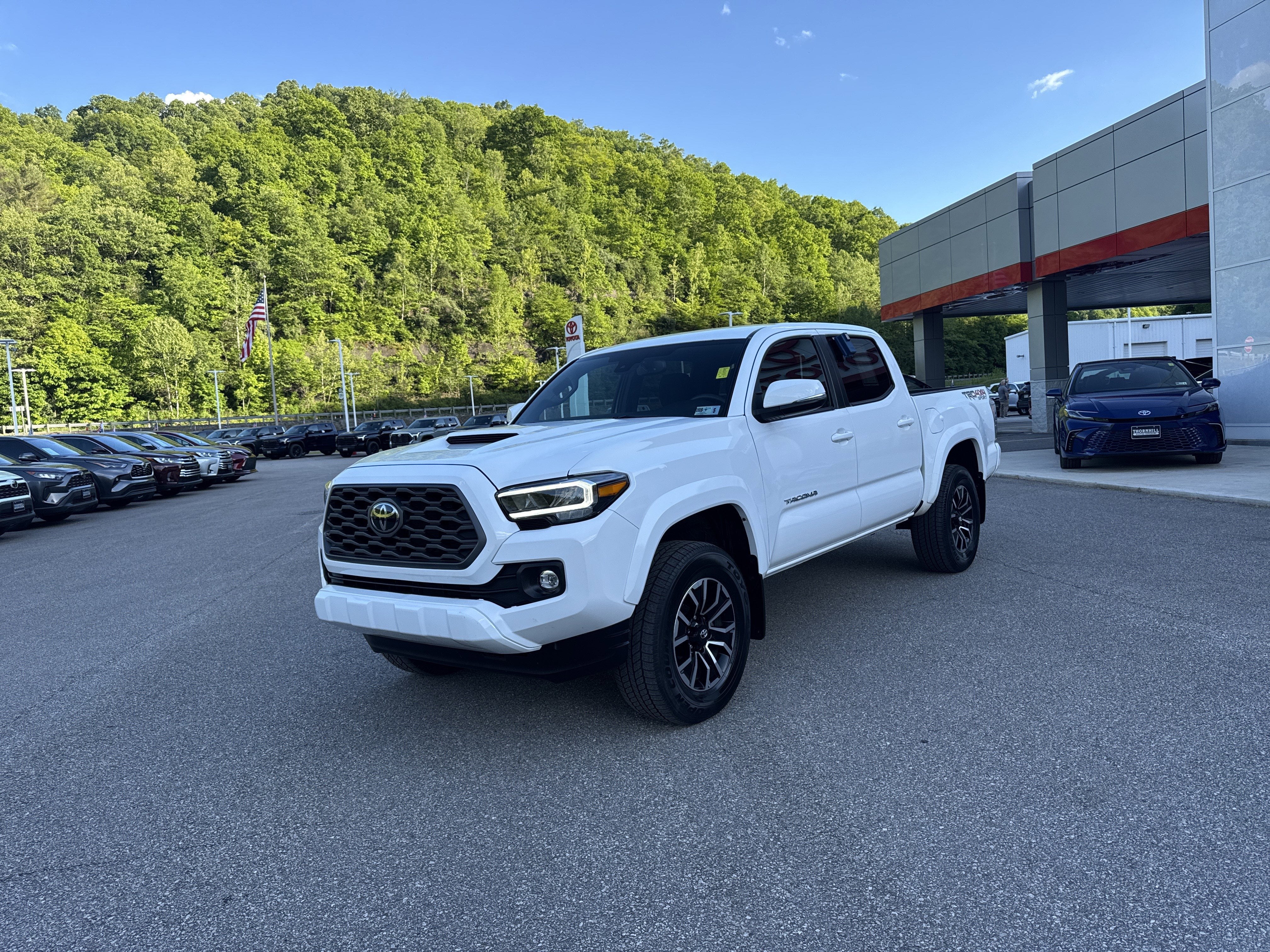 2022 Toyota Tacoma 4WD TRD Sport