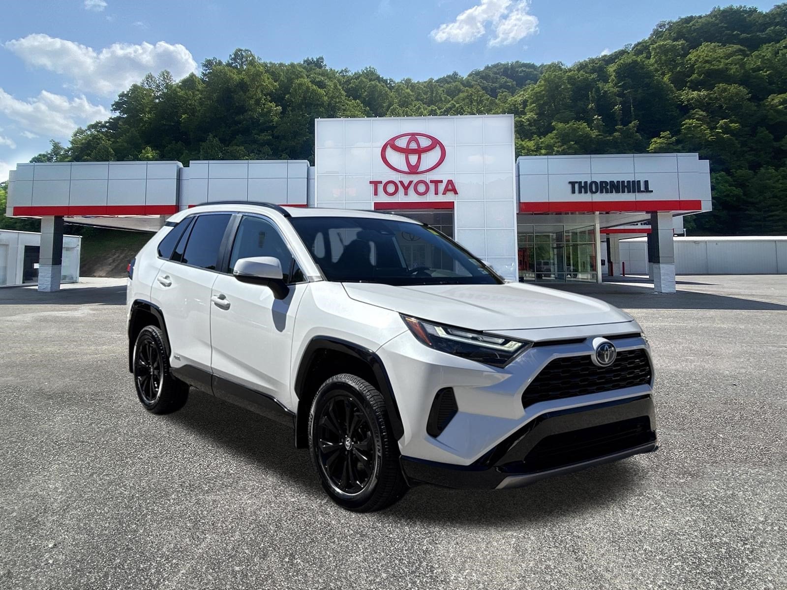 2023 Toyota RAV4 SE