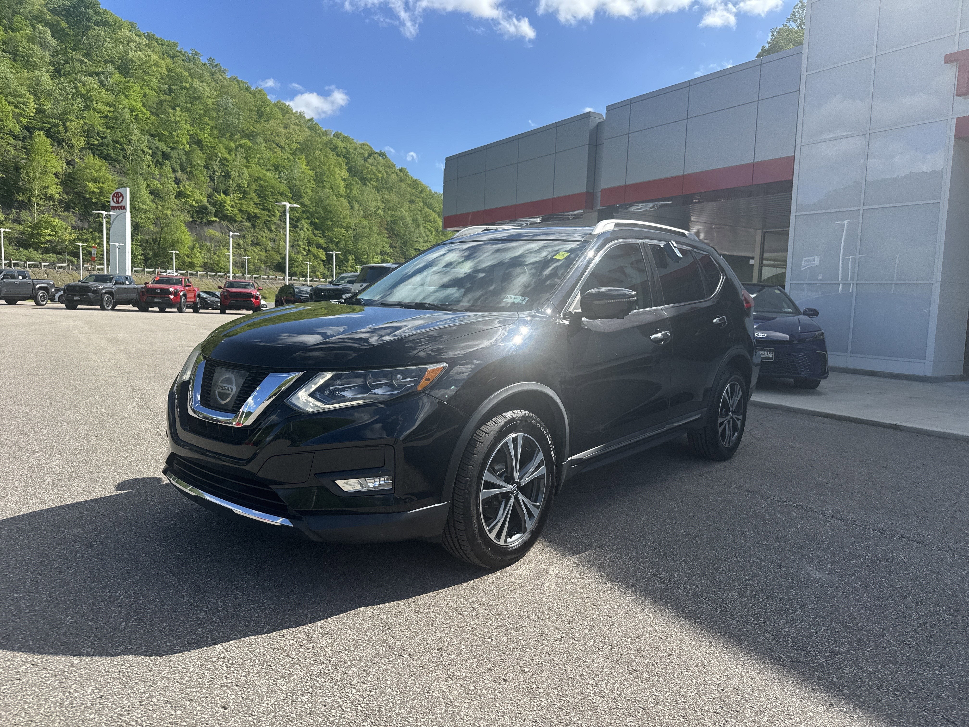 2017 Nissan Rogue SL