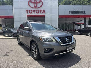 2017 Nissan Pathfinder SV