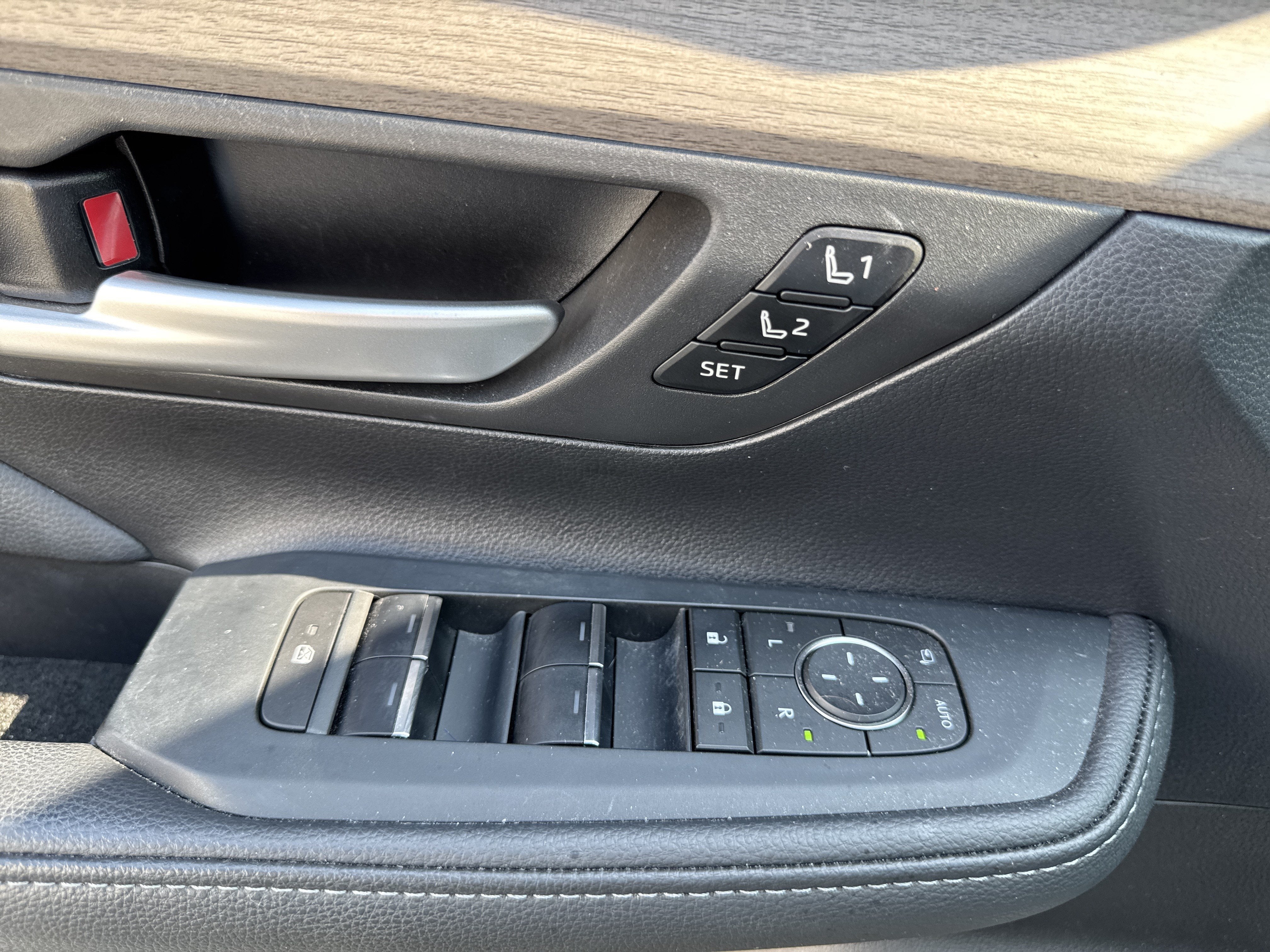 2025 Toyota Grand Highlander Base