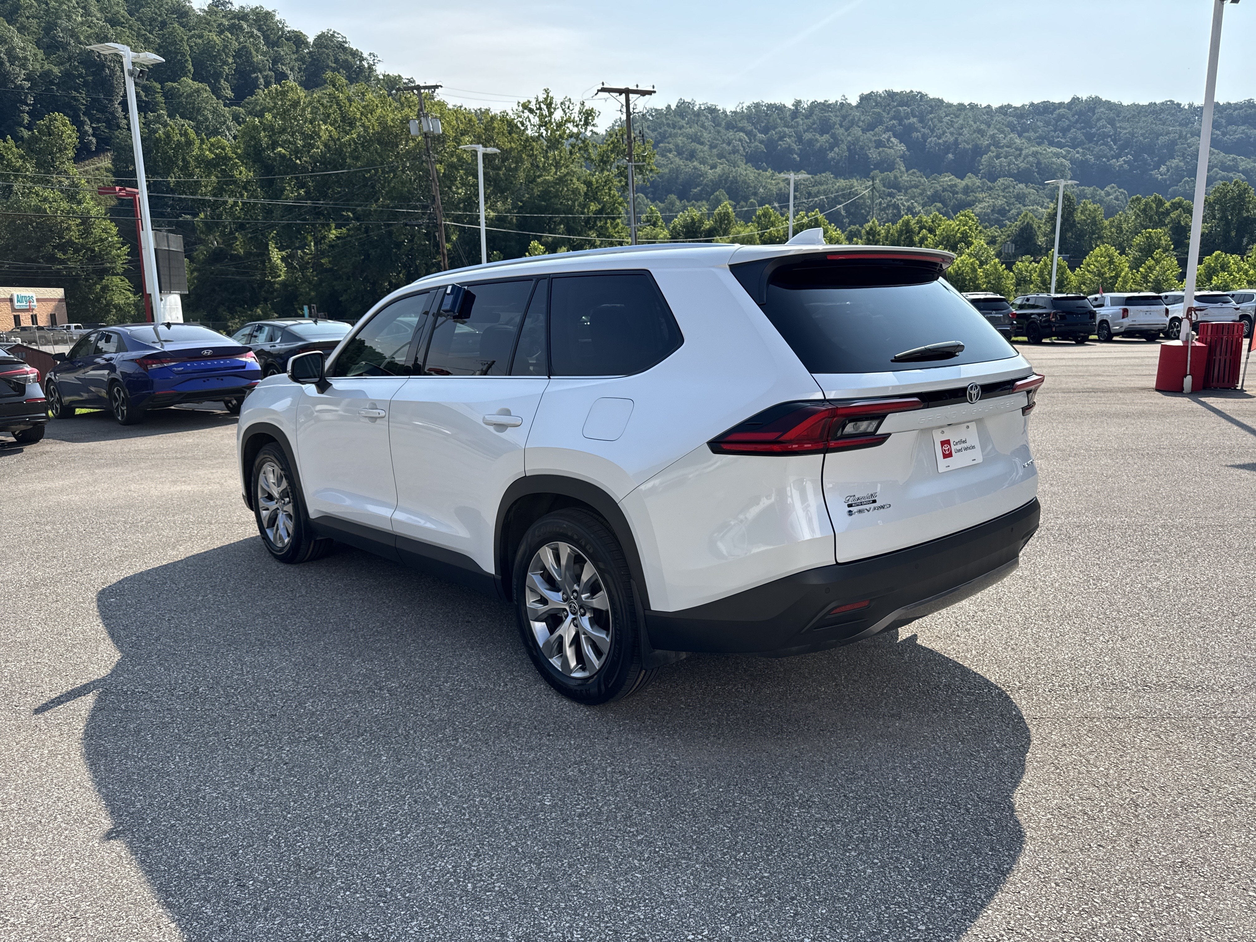 2025 Toyota Grand Highlander Base