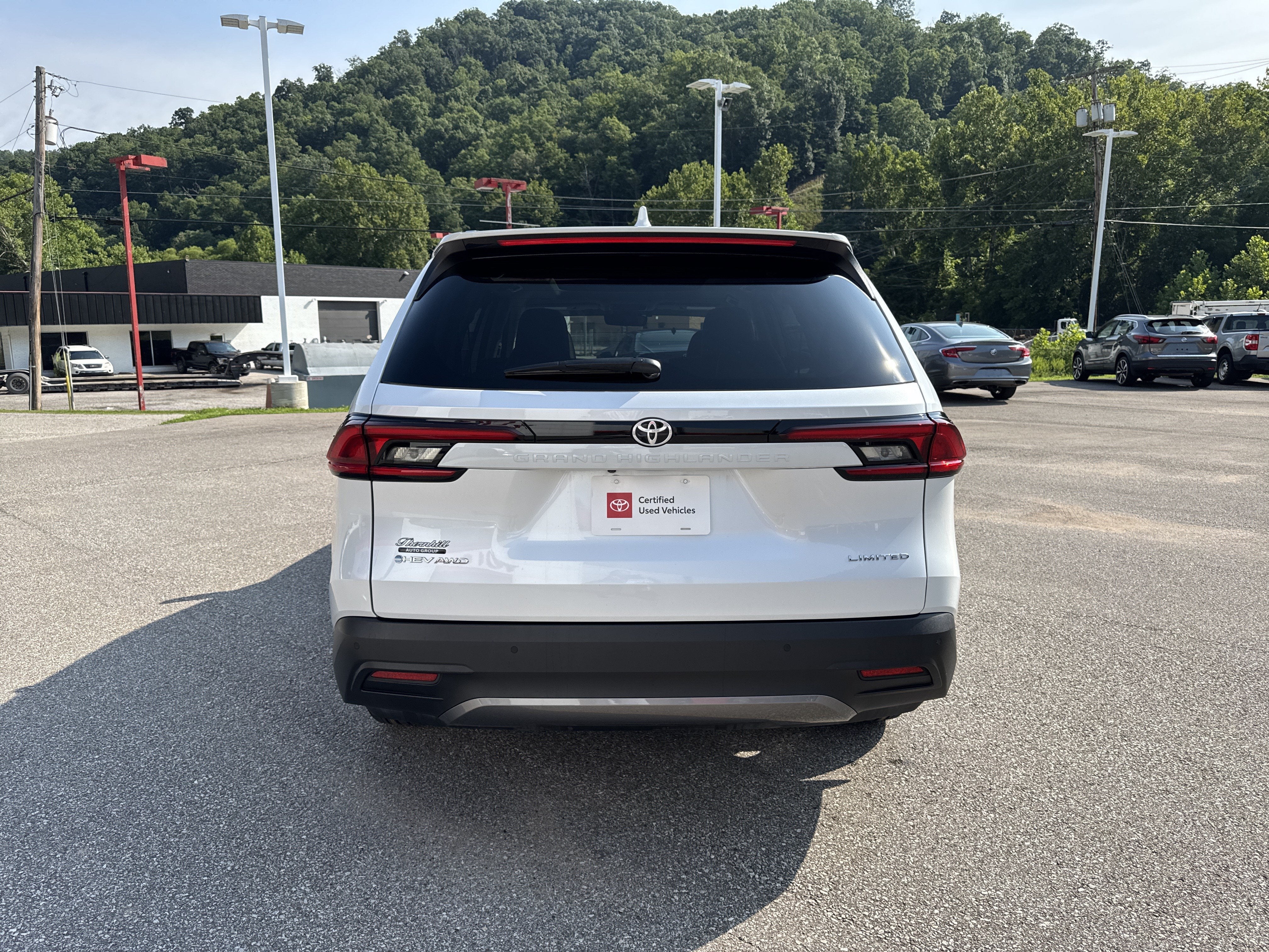 2025 Toyota Grand Highlander Base
