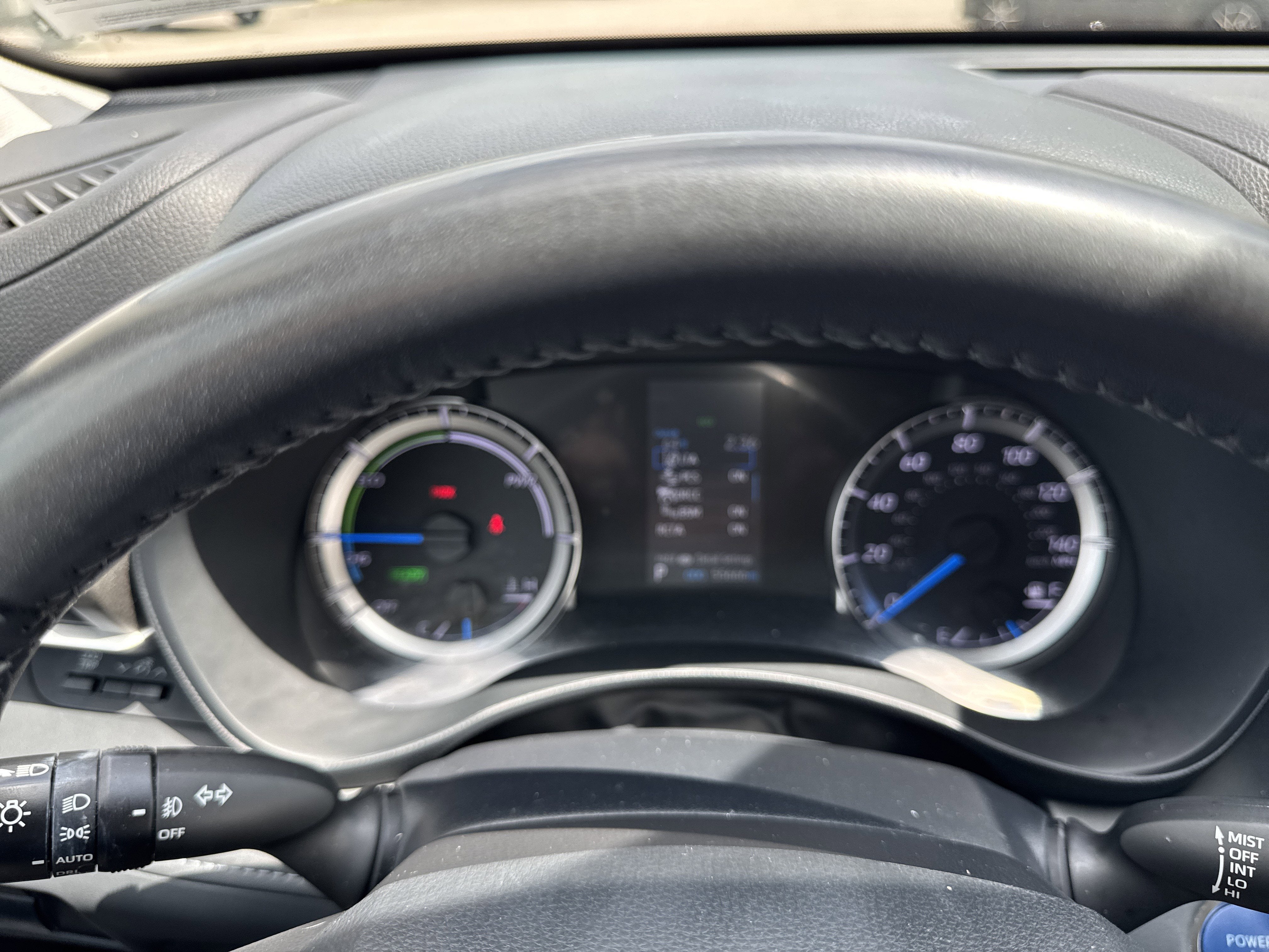 2022 Toyota Highlander Hybrid LE