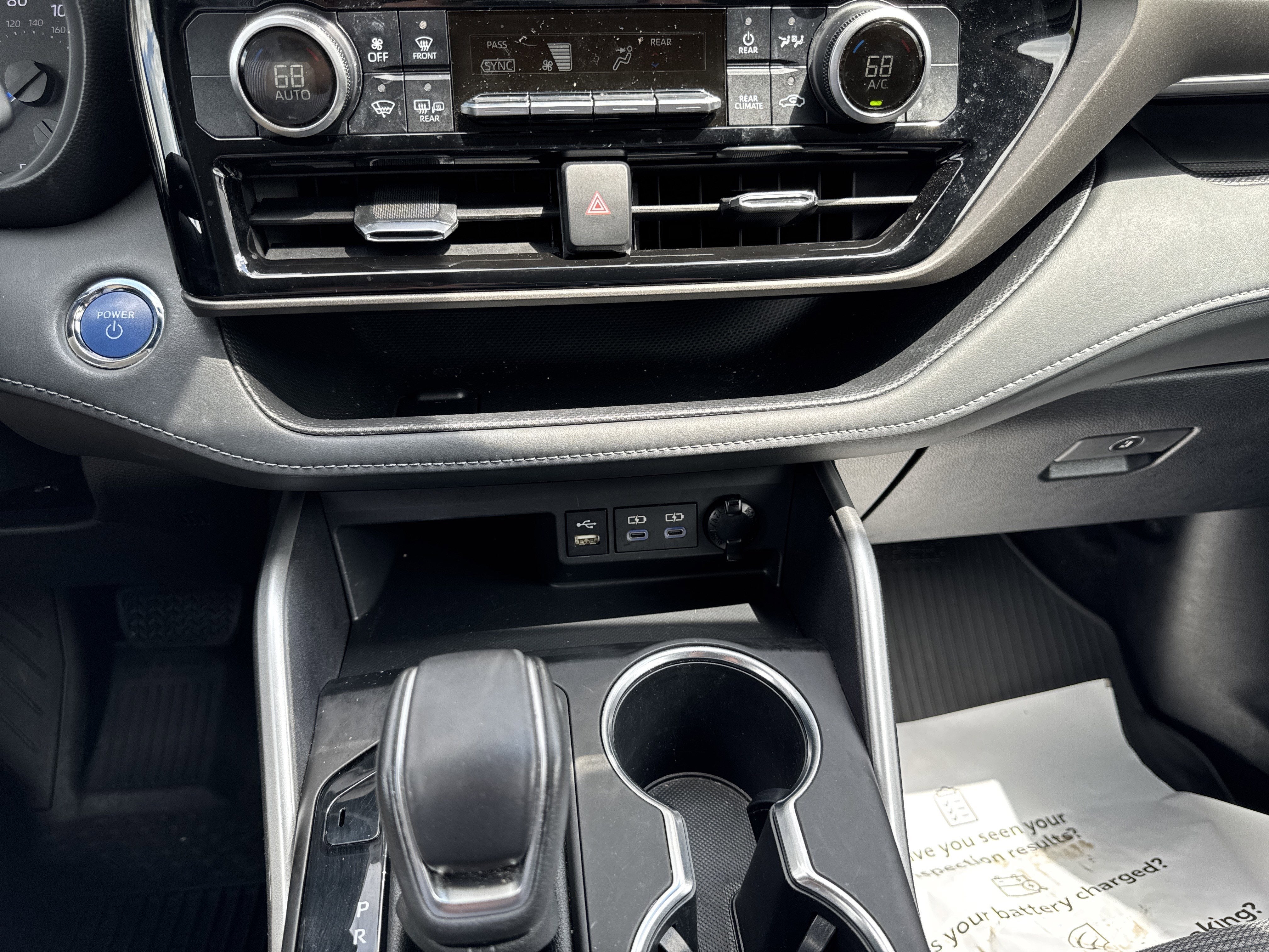 2022 Toyota Highlander Hybrid LE