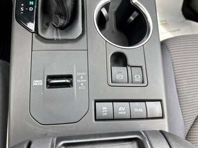 2022 Toyota Highlander Hybrid LE