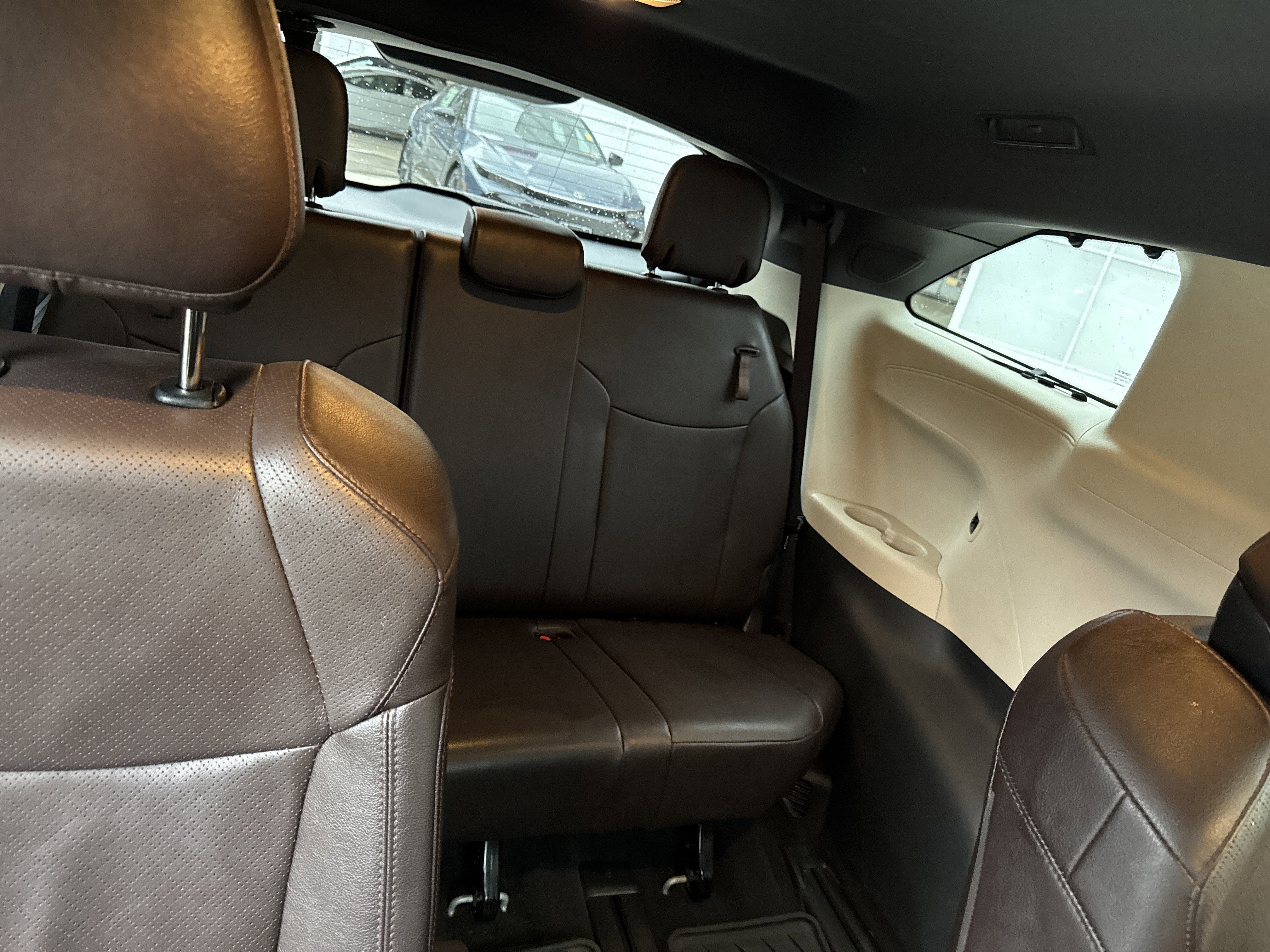 2022 Toyota Sienna Platinum