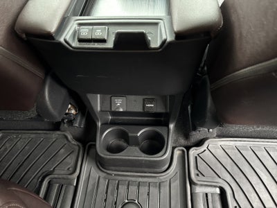 2022 Toyota Sienna Platinum