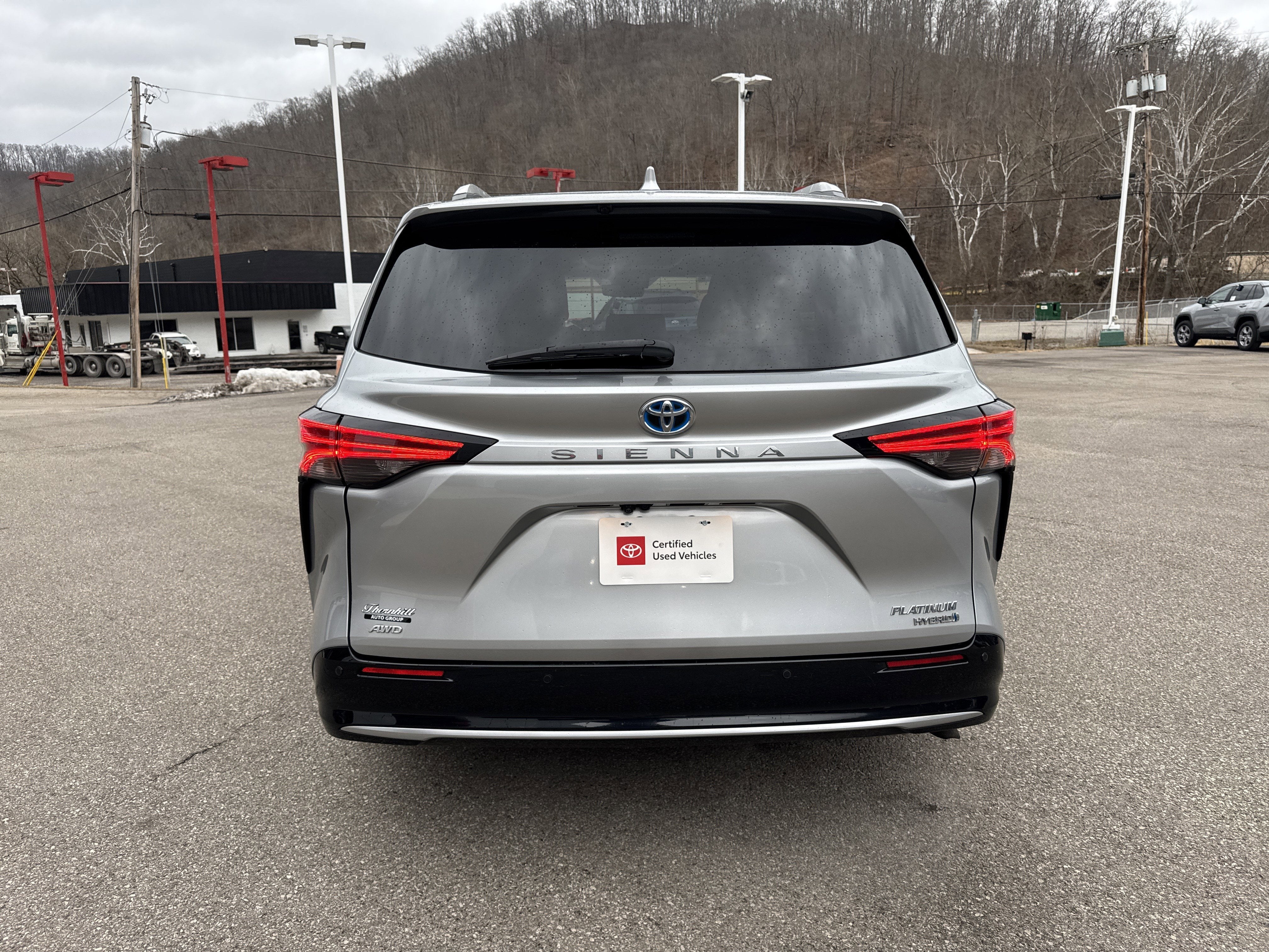 2022 Toyota Sienna Platinum