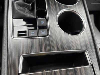 2022 Toyota Sienna Platinum