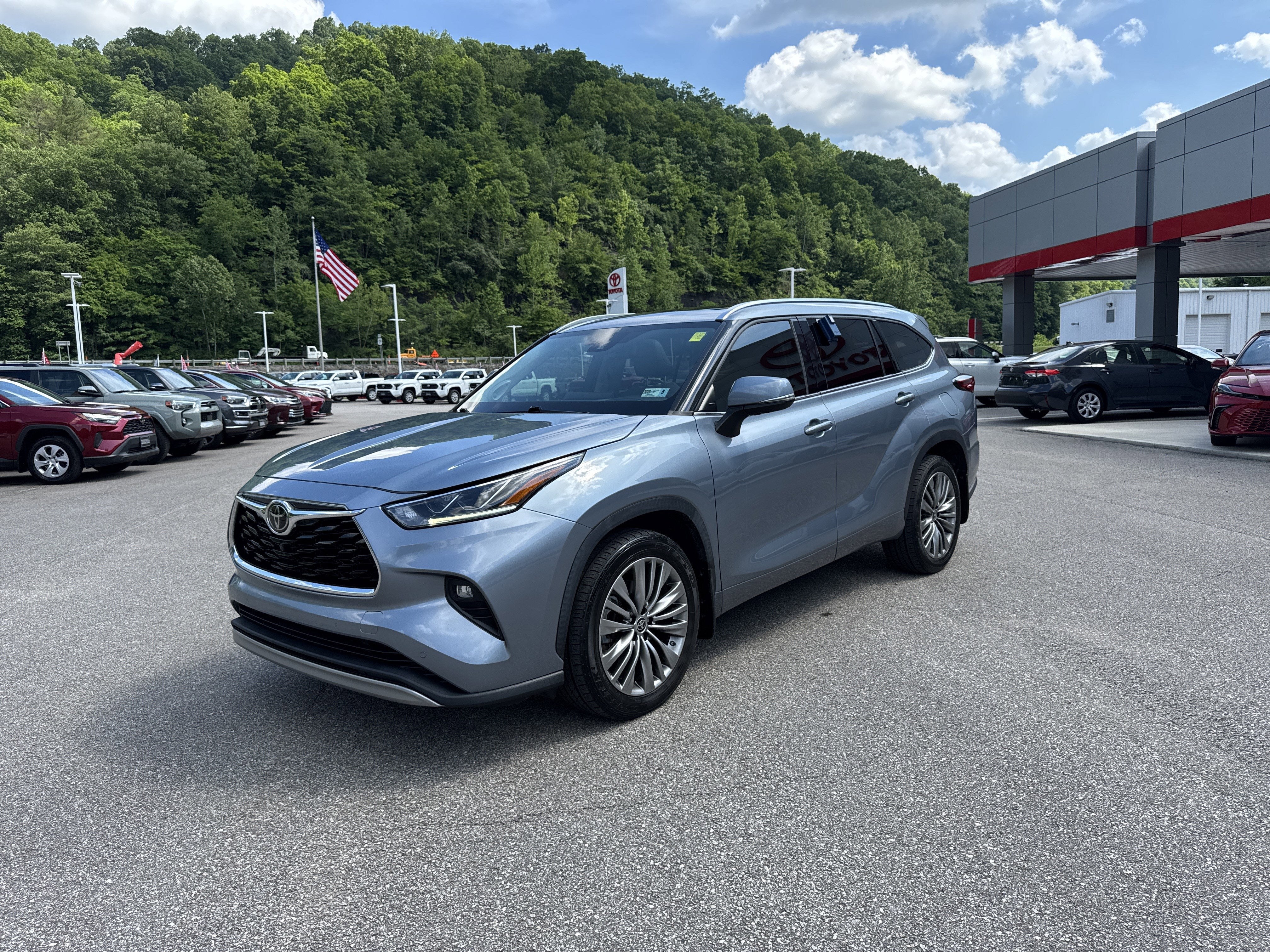 2021 Toyota Highlander Platinum