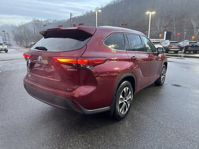 2021 Toyota Highlander Hybrid XLE