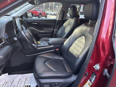 2021 Toyota Highlander Hybrid XLE