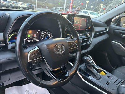 2021 Toyota Highlander Hybrid XLE