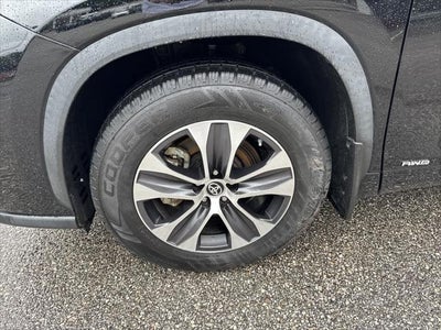 2023 Toyota Highlander Hybrid XLE