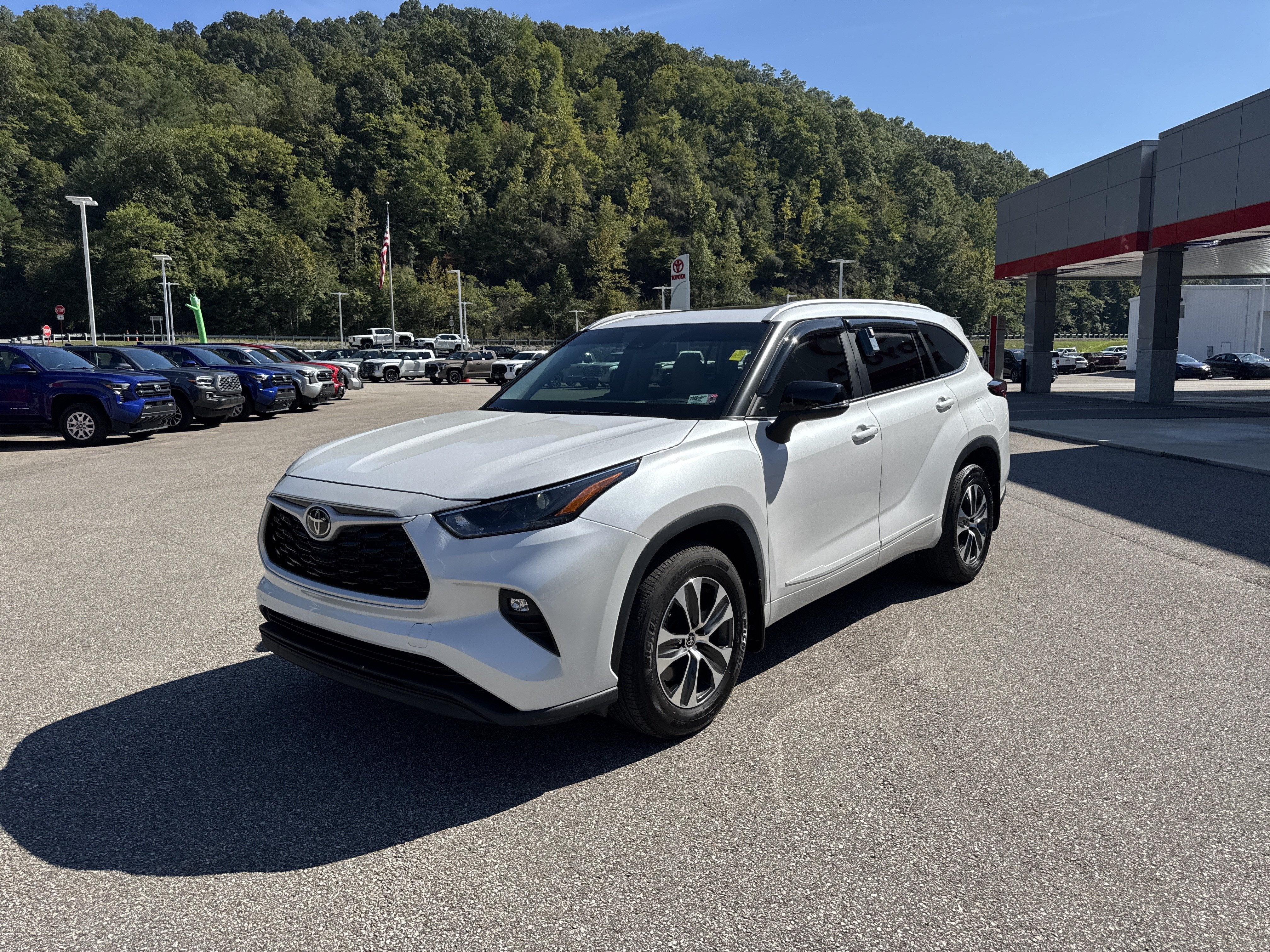 2024 Toyota Highlander XLE