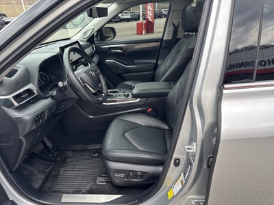 2024 Toyota Highlander Platinum