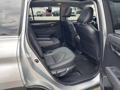 2024 Toyota Highlander Platinum