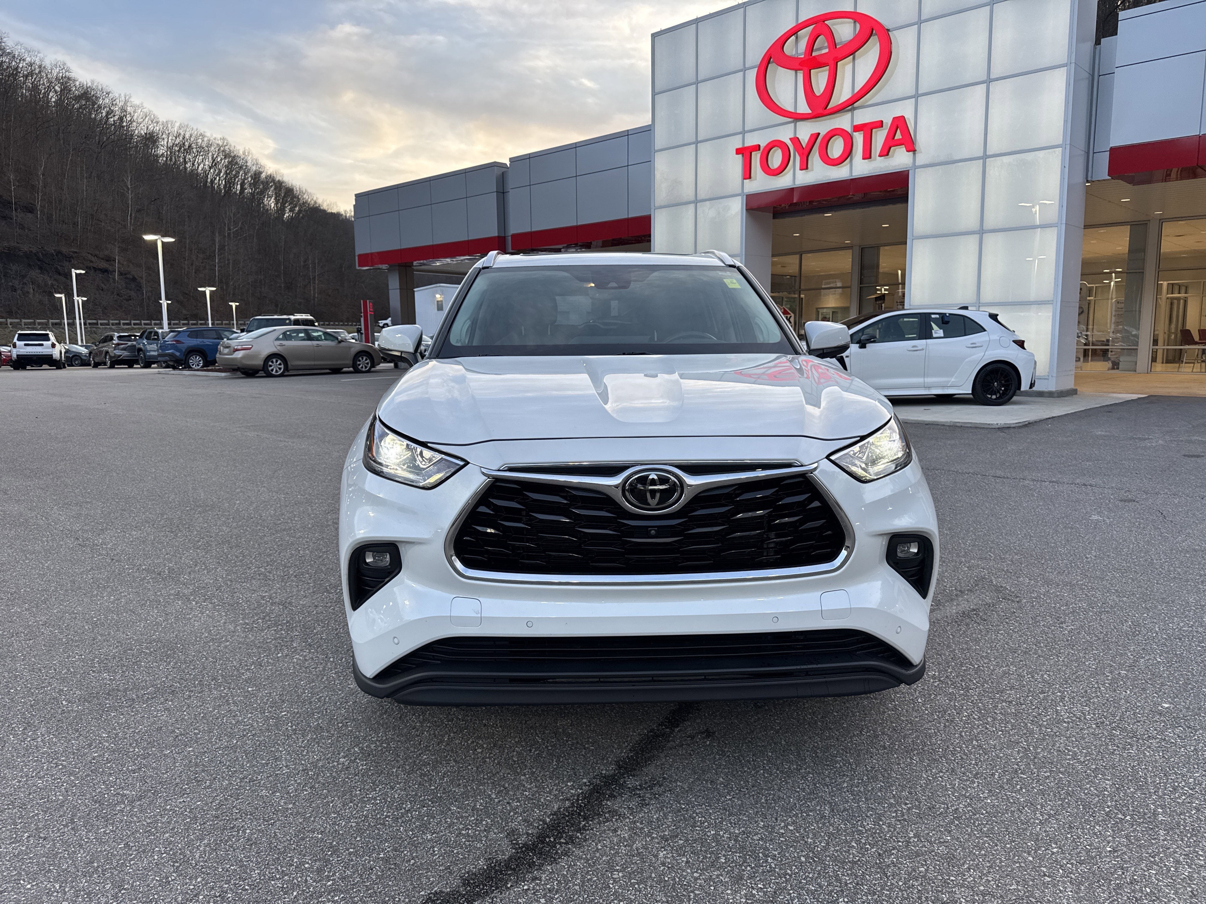 2023 Toyota Highlander Limited