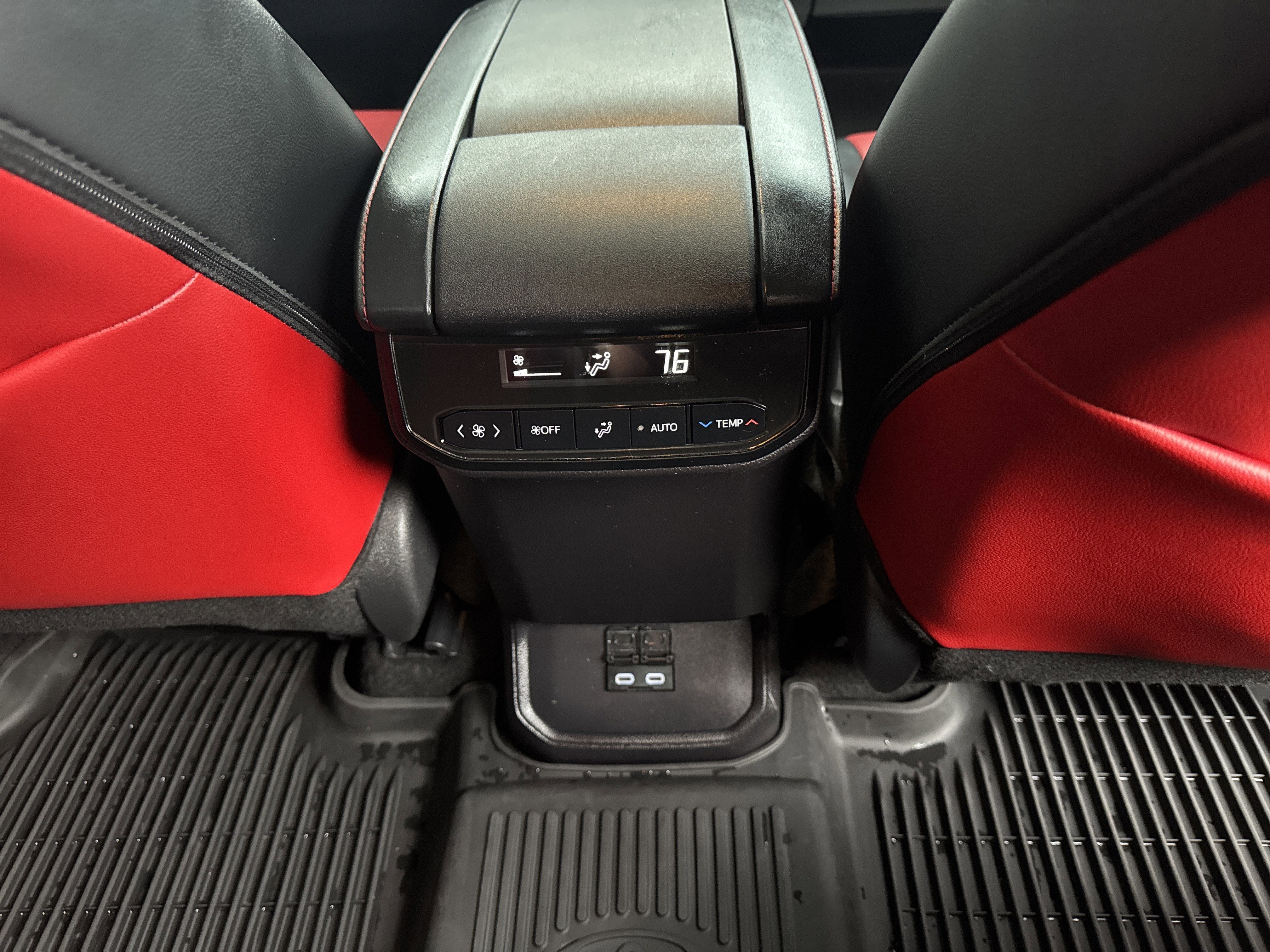 2024 Toyota Highlander XSE