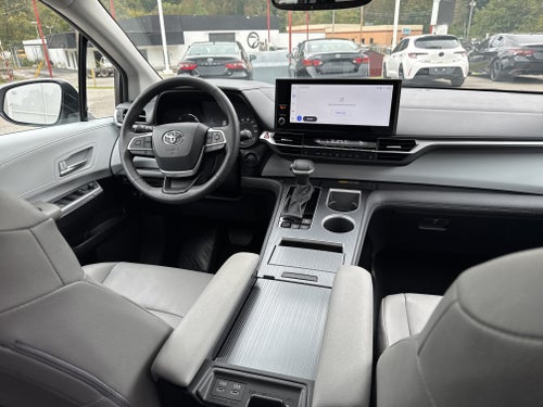2026 Toyota Sienna XLE