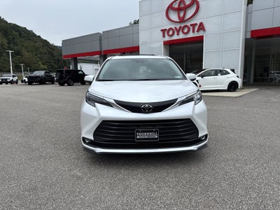 2026 Toyota Sienna XLE