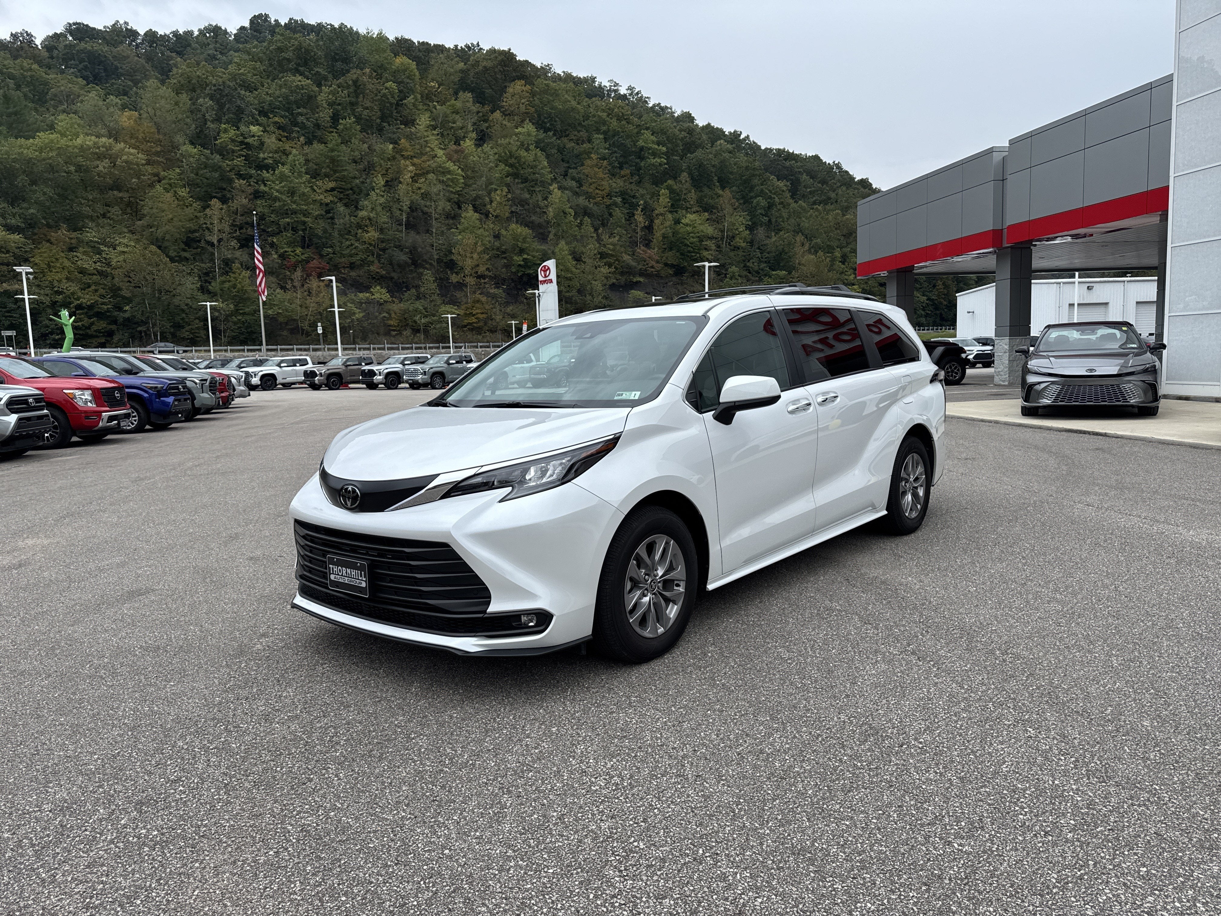2026 Toyota Sienna XLE