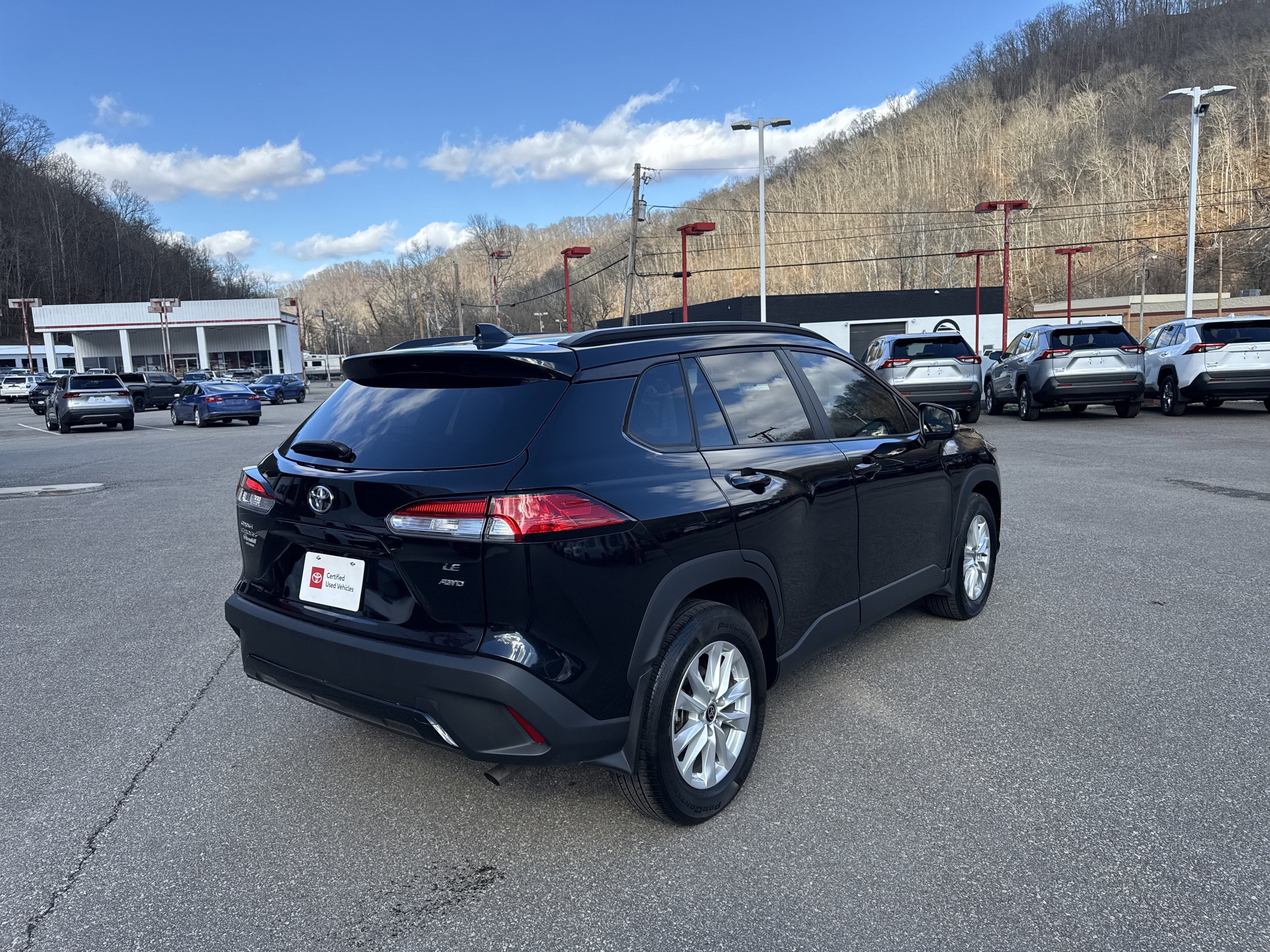 2022 Toyota Corolla Cross LE