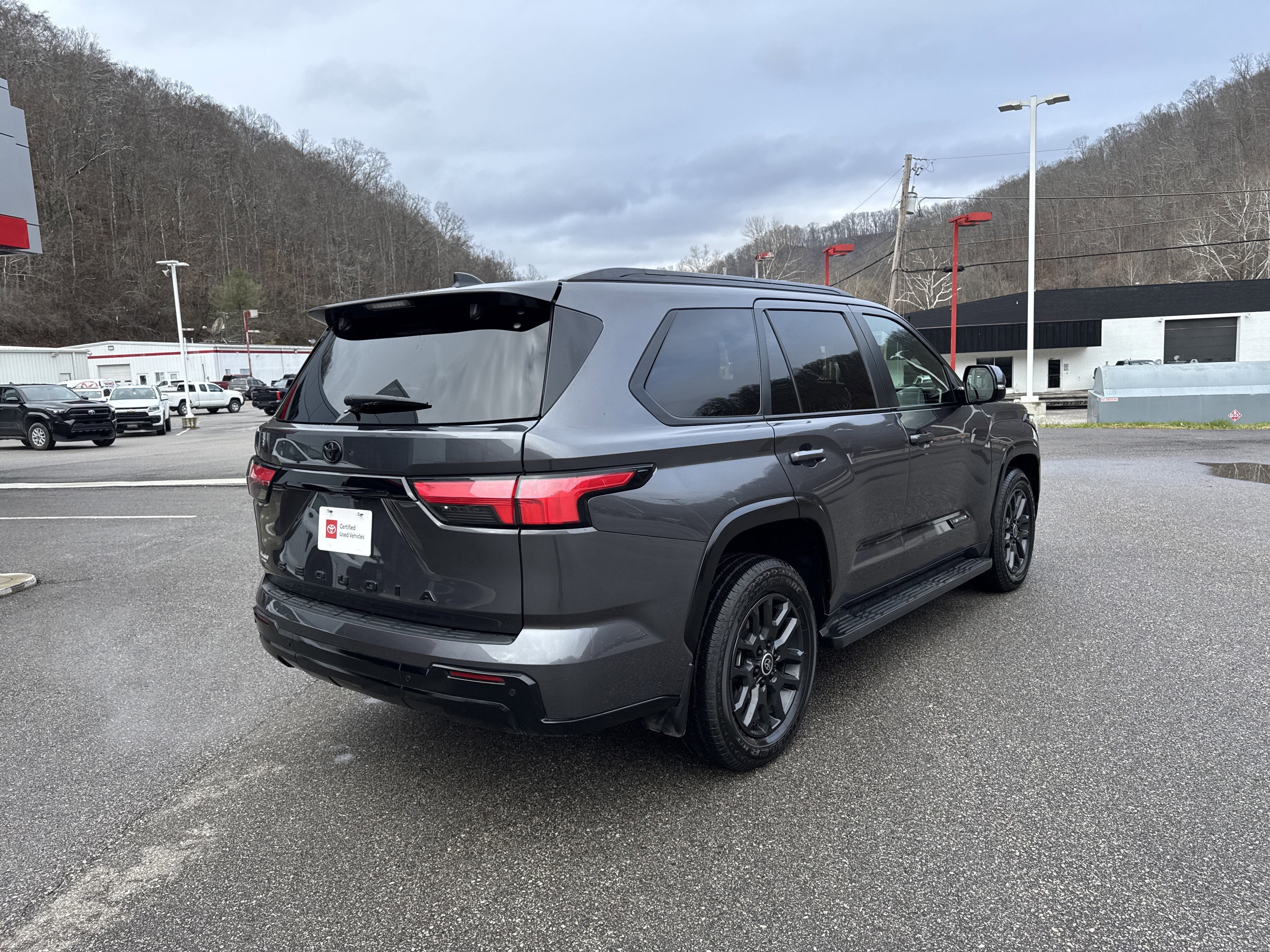 2024 Toyota Sequoia Platinum